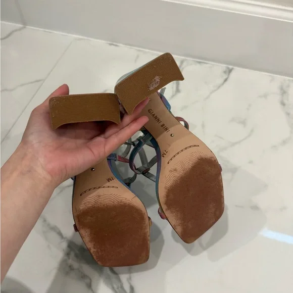 Gianni Bini Heels Colorful - Picture 5 of 5